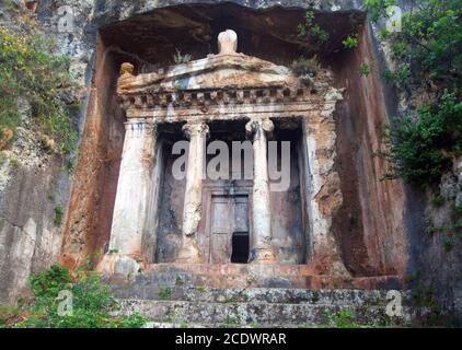 Tombes lyciennes à Fethiye Banque D'Images