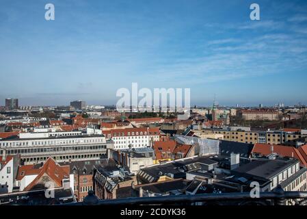 Vue sur Copenhague depuis le sommet de la tour ronde Banque D'Images