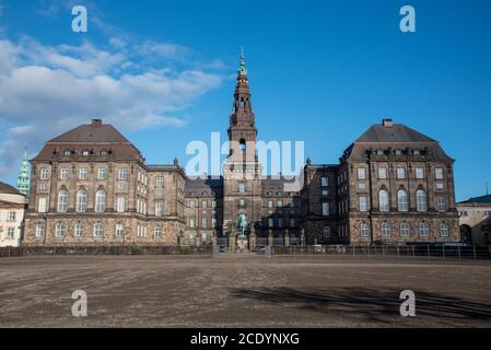 Le Palais de Christiansborg est le seul bâtiment au monde contenant les trois branches du gouvernement d'un pays Banque D'Images