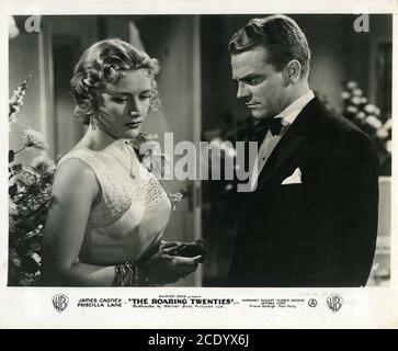 PRISCILLA LANE et JAMES CAGNEY dans LES ANNÉES 1939 RÉALISATEUR RAOUL WALSH Histoire originale / producteur Mark Hellinger producteur exécutif Hal B. Wallis Warner Bros. Banque D'Images