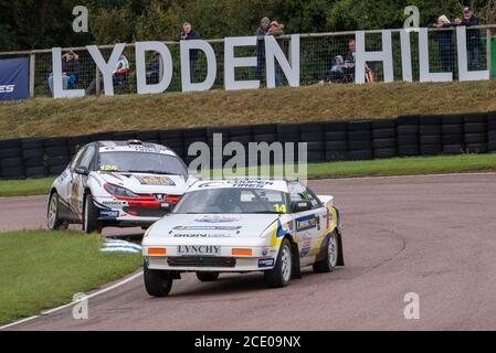 Lydden Hill, Kent, Royaume-Uni. 30 août 2020. Comme pour la plupart des sports, les courses automobiles ont cessé au Royaume-Uni en mars en raison de la pandémie COVID-19. Les événements à huis clos ont repris, comme la Formule 1, mais les spectateurs ont désormais été admis sur la base d'un nombre limité de billets. La première manche du championnat britannique de 5 nations de la course de chevaux a eu lieu sur le circuit près de Canterbury, avec des courses de voitures en compétition sur la piste mixte de tarmac et de surface rugueuse Banque D'Images