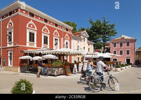 Centre ville, Novigrad, Istrie, Croatie Banque D'Images