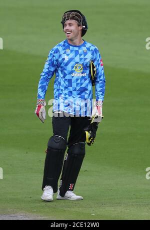 Hove, Royaume-Uni. 30 août 2020. Phil Salt de Sussex pendant le match Vitality Blast T20 entre Sussex Sharks et Hampshire au 1er Central County Ground, Hove crédit: James Boardman/Alay Live News Banque D'Images