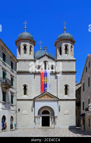 L'église orthodoxe serbe de Saint Nicolas (1902-1909) à Kotor, au Monténégro Banque D'Images