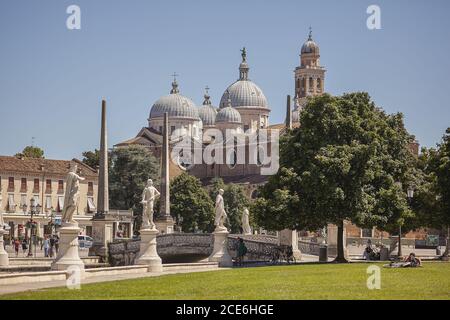 Prato della Valle, une célèbre place de la ville de Padoue en Italie 6 Banque D'Images