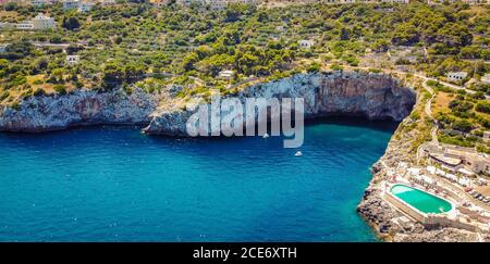 Grotte de Zinzulusa sur la côte Adriatique des Pouilles, Castro, région des Pouilles en Italie du Sud. Banque D'Images