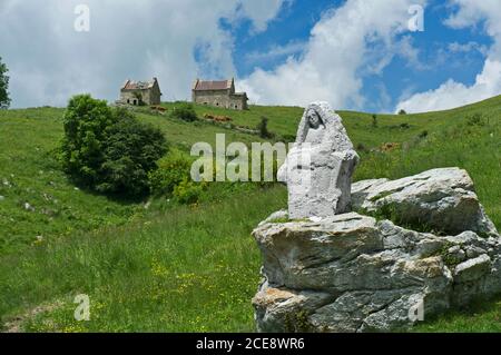 La Vierge du Lobbia est une sculpture en pierre d'art religieux représentant la Pietà, datant du milieu du XIXe siècle, artiste inconnu, situé Banque D'Images