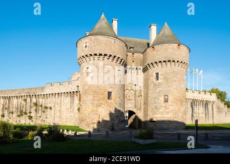 Guérande (nord-ouest de la France) : porte de la ville 'porte Saint-Michel' Banque D'Images