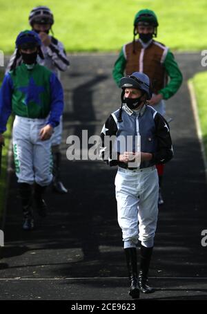 Jockey James Sullivan à l'hippodrome de Ripon. Banque D'Images