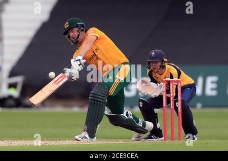 Notts Outlaws Chris Nash batting pendant le match Blast Vitality T20 à Trent Bridge, Nottingham. Banque D'Images