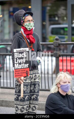 Londres, Royaume-Uni. 30 août 2020. Des millions de personnes défilent de Notting Hill à Marble Arch. Protester contre la brutalité policière aux États-Unis et au Royaume-Uni crédit: Neil Banque D'Images
