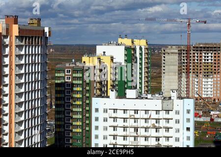 Russain bloc appartement nouveaux bâtiments à Devyatkino, district de Leningrad, Russie Banque D'Images