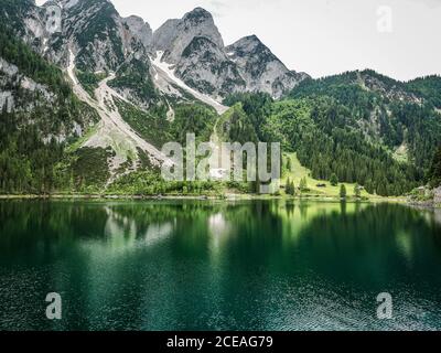 Lac Gosau (en allemand Goausee), région de Dachstein Salzkammergut, Europe. Banque D'Images