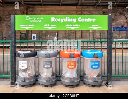 Centre de recyclage de la station Waverley, Édimbourg, Écosse, Royaume-Uni. Banque D'Images