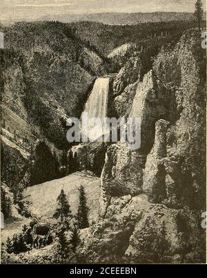 . La visite panoramique de la côte du Pacifique, du sud de la Californie à l'Alaska, le chemin de fer canadien Pacifique, le parc Yellowstone et le Grand Cañon. ^ météo-battue qu'il semble que vous pourriez les mettre en place ; vous ne pouvez pas. Le torrent, à une profondeur vertigineuse ci-dessous, dans lequel l'eau verte lutte frénétiquement pour la suprématie Aviththe mousse blanche, anime la scène; et dans un endroit aturn du lit de rivière, près d'une traînée de roche peinte, donne l'impression de deux chutes d'eau côte à côte, onegreen, l'autre rouge; l'un en mouvement, l'autre gelé. Du Grand Canon, les touristes reviennent au Mammoth Spring Banque D'Images