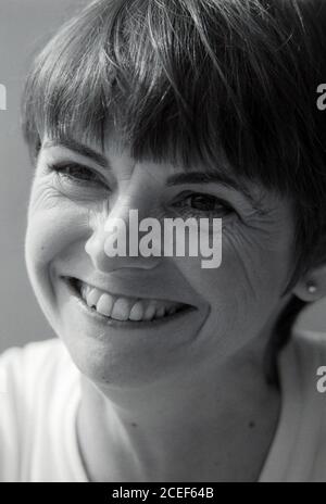 Lesley Brown, rédactrice en chef des dictionnaires à la Oxford University Press, Walton Street, Oxford. 13 août 1993. Photo: Neil Turner Banque D'Images