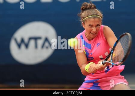 Sara ERRANI de l'Italie en action pendant le TK Sparta Prague Open 2020, tournoi de tennis de la WTA, en remplacement de la qualification annulée pour Banque D'Images