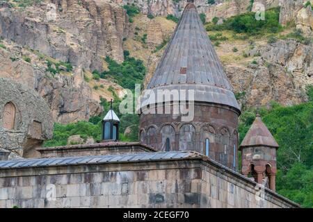 Monastère de Geghard, province de Kotayk, Arménie, Moyen-Orient, site classé au patrimoine mondial de l'UNESCO Banque D'Images