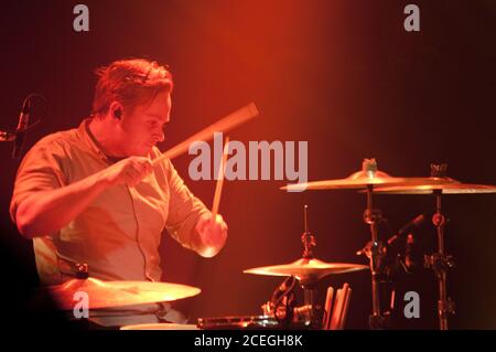 Benjamin Thompson, batteur du Two Door Cinema Club Banque D'Images