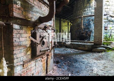 Italie Veneto Silea - archéologie industrielle - Fornace Fadalto -fours, abandonnés, pour le traitement de la chaux Banque D'Images