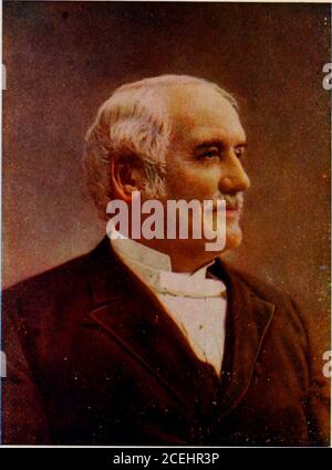 . Les fils et les histoires de 'Abe' Lincoln : une collection complète des anecdotes drôles et pleines d'esprit qui ont rendu Lincoln célèbre comme le plus grand tueur d'histoire de l'Amérique [extraits]. Lincoln a accepté le défi et a choisi des mots-clés comme armes.le juge Herndon (Lincolns Law Partner) donne la clôture de cette affaire assuit: Les lois de l'Illinois interdit dueling, et Lincoln a exigé que le thème devrait être en dehors de l'état. Shields savait sans aucun doute que Lincolnwas était opposé à la lutte contre un duel, que son sens moral se révolterait à la pensée, et qu'il ne serait pas susceptible de briser la loi par fighti Banque D'Images