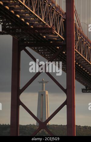 Ponte 25 de Abril, Lissabon - Brücke des 25. Avril Banque D'Images
