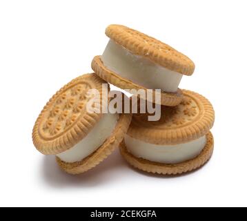 Trois biscuits épais de sandwhich de vanille isolés sur blanc. Banque D'Images