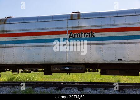 Une voiture à bagages Amtrak se trouve sur le terrain de la fort Wayne Railroad Historical Society à New Haven, Indiana, États-Unis. Banque D'Images