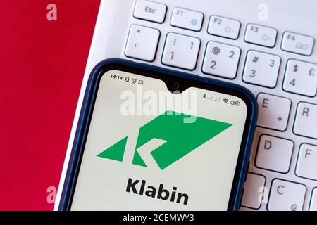Brésil. 4 juillet 2020. Sur cette photo, le logo Klabin est affiché sur un smartphone. Credit: Rafael Henrique/SOPA Images/ZUMA Wire/Alamy Live News Banque D'Images