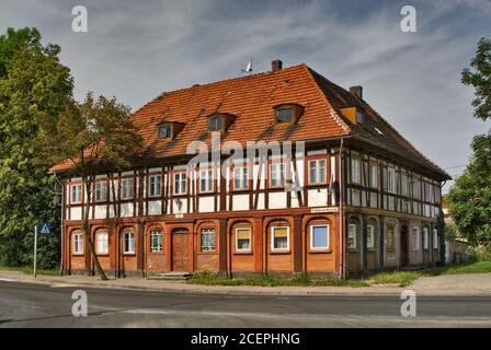 Maison à colombages de tisserands lusatien à Bogatynia, Basse-Silésie, Pologne Banque D'Images