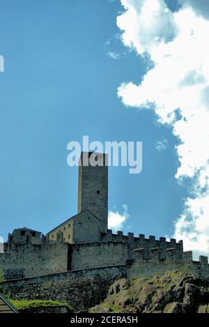 Tour de castlegrande à Bellinzona Banque D'Images