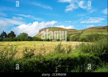 Vue sur les collines de Keeloges 452m , Dartry Mountains , Co. Leitrim, Irlande Banque D'Images