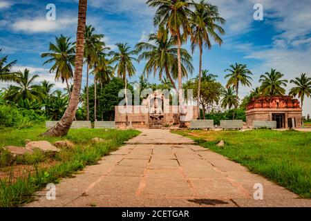 temple de narasimha lakshmi l'art antique de pierre de hampi d'angle unique est prise à hampi karnataka inde. Ce temple présente le plus grand effigie de Banque D'Images