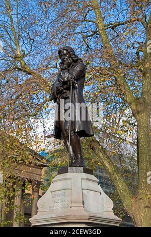 Une statue du commerçant d'esclaves Edward Colston à Bristol Royaume-Uni Ce qui a été retiré par Black Lives compte des manifestants 7 juin 2020 Banque D'Images