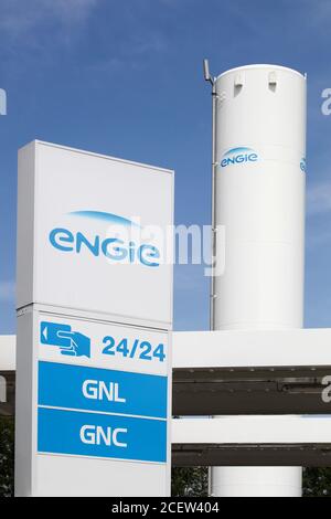 Saint Priest , France - 16 mai 2020 : Engie LNG et GNC à une station-service Banque D'Images