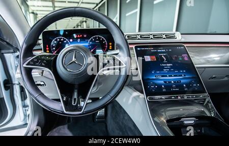 Sindelfingen, Allemagne. 02 septembre 2020. L'intérieur de la nouvelle classe S lors de sa première mondiale dans l'usine 56. Crédit : Silas Stein/dpa/Alay Live News Banque D'Images