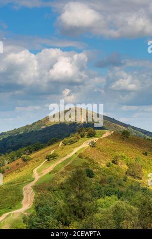 Worcestershire Beacon et persévérance Hill dans les Malcavernes le long de Shire Ditch, Worcestershire, Angleterre Banque D'Images