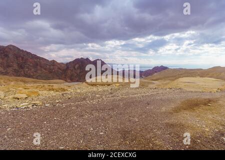 Paysage désertique dans les montagnes Eilat, sud d'Israël Banque D'Images