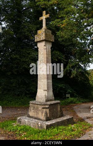 Eleanor Cross sur la propriété Easton, Lincolnshire, Angleterre Banque D'Images