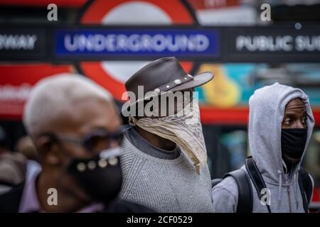 Le parti politique du PTIC, inspiré par le mouvement Black Lives Matter, s'est inspiré des marches de protestation de Notting Hill à Londres, au Royaume-Uni. Banque D'Images