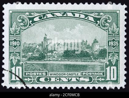 Ottawa, Canda - 1935 juillet : timbre canadien montrant le château de Windsor en Angleterre, émis pour commémorer le 25e anniversaire du règne du roi George V. Banque D'Images
