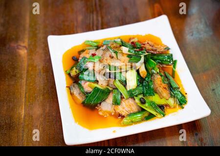 Porc double cuit, plat traditionnel du Sichuan. Banque D'Images