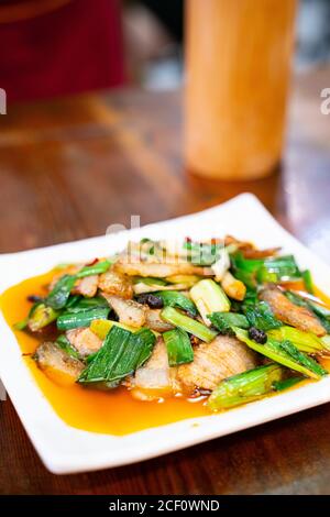 Porc double cuit, plat traditionnel du Sichuan. Banque D'Images