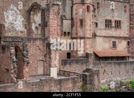 Les ruines du château de Heidelberg en Allemagne à l'heure de l'été Banque D'Images