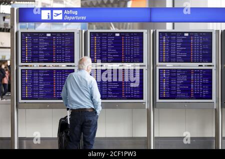 Francfort, Allemagne. 31 août 2020. Passagers aériens à l'aéroport de Francfort (image d'archive). Francfort, le 31 août 2020 | usage Worldwide Credit: dpa/Alay Live News Banque D'Images