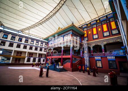 BIR et Billing, Himachal Pradesh, Inde - Palpung Sherabling Monastère est considéré comme l'un des plus saints monastère de l'Himachal. Facturation. Banque D'Images