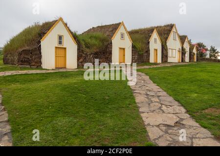 Glaumbaer, Islande - 25 août 2015 : vue sur l'ancienne ferme en gazon des XVIIIe et XIXe siècles. Actuellement, les installations de musée. Banque D'Images