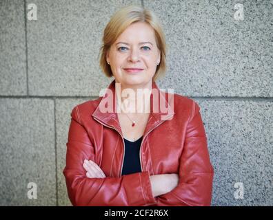 Potsdam, Allemagne. 03ème septembre 2020. Gesine Lötzsch (Die Linke) est sur le point de commencer la réunion à huis clos à l'hôtel de congrès de Potsdam. Credit: Annette Riedl/dpa/Alay Live News Banque D'Images