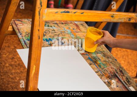 Une série de photographies de cours dans une école d'art. École d'art, leçons de dessin Banque D'Images