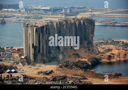 Beyrouth, Liban. 03ème septembre 2020. Vue sur le port endommagé de Beyrouth, le lieu de l'explosion massive qui a secoué Beyrouth le 04 août 2020. Credit: Marwan Naamani/dpa/Alamy Live News Banque D'Images